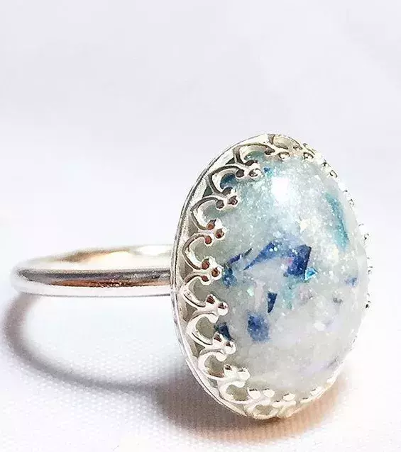 Another beautiful ring with a unique blue touch