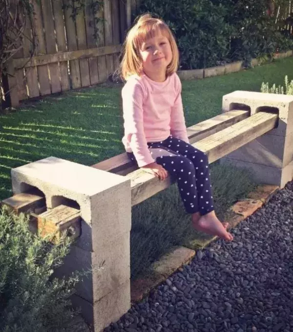 Create your own inexpensive and simplistic bench!