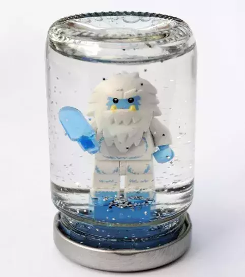 Snow globe