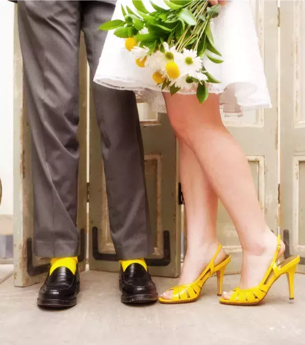 Yellow details are also in this year